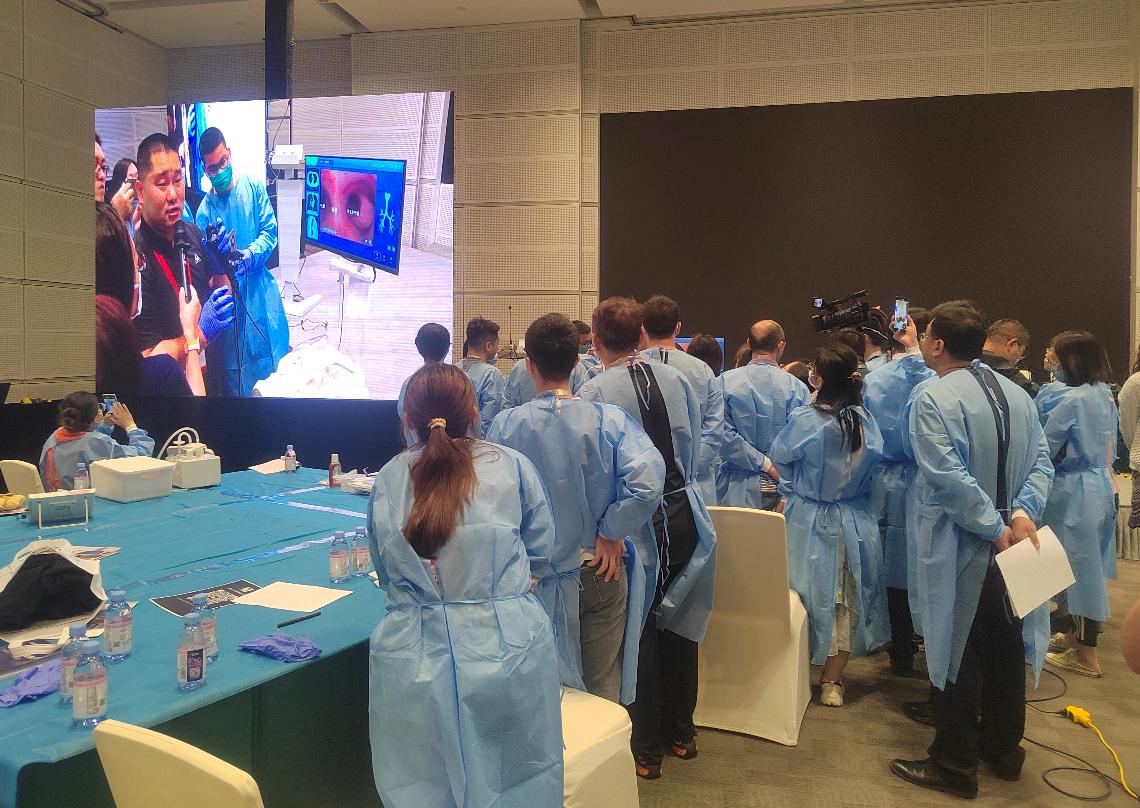 bronchoscopy-simulator-medical-training-system-6.jpg bronchoscopy-simulator-medical-training-system-6.jpg